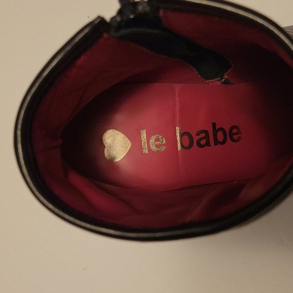 Women's LeBabe black boots. Like new. Size 39 - Picture 3 of 4
